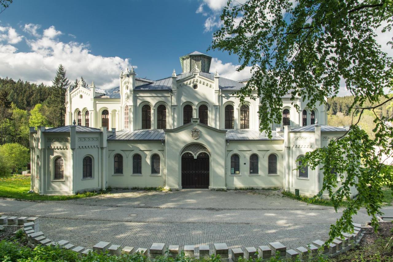 Apartmany Tachov - Couple Exterior foto