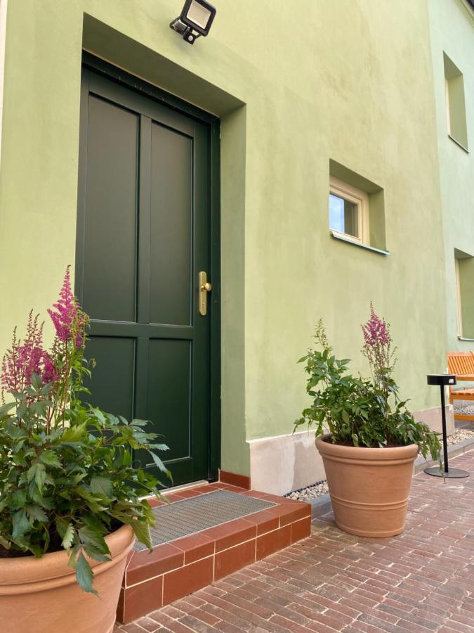 Apartmany Tachov - Couple Exterior foto